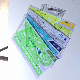 [302-A] Estuche geometrico BENMA + compas figuras grande